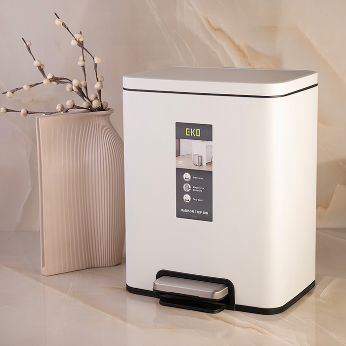DSC05765 سطل زباله ی 20 لیتری برند اکو سفید - Image 1