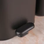 سطل و فرچه ی تک برند پرفکت سایز 3 لیتر مدل بیضی رنگ مشکی - Image 3