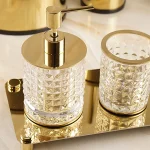 نیم ست کریستالی با سینی و سطل و فرچه طلایی کد 23 - Image 2