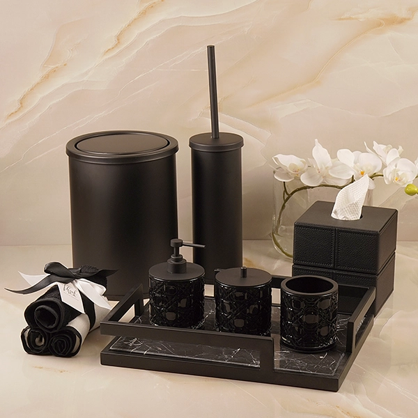 _DSC5444 ست سرویس بهداشتی کریستال مشکی با سینی کفه سنگ با جای دستمال و سطل و فرچه کد55 - Image 1