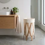 سبدرخت چرک با پایه چوبی بامبو