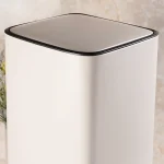 سطل زباله ی حجم 30 لیتر پدالی وارداتی رنگ کرم اسمگی - Image 2