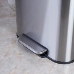 سطل زباله ی حجم 20 لیتر پدالی وارداتی رنگ استیل - Image 2