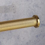 جای دستمال رول بلند چسبی پایه گرد آجدار رنگ طلایی براقnew - Image 4