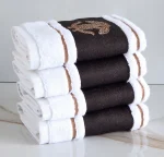حوله ی وارداتی برند  Roberto cavalli