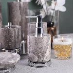 ست سرویس توالت 7 پارچه سنگ طبیعی با یراق برنج طرح ماربل مدل ice stone - Image 2