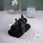 حوله ی سه عددی رنگ مشکی با یراق برنجی برند آکچا هوم طرح صدف - Image 3