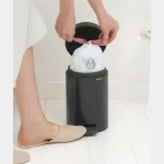 سطل زباله 3 لیتر برابانتیا هلند مشکی مدل BRABANTIA NewIcon Pedal Bin